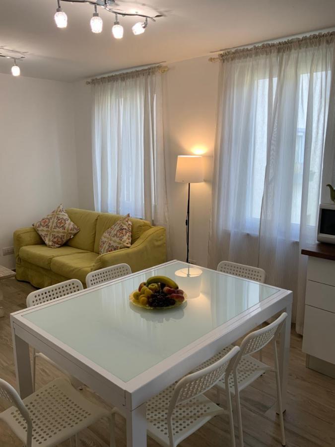 Casa La Wanda - Camaiore Toscana - 2 Bedroom & Terrace ภายนอก รูปภาพ