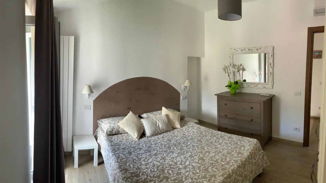 Casa La Wanda - Camaiore Toscana - 2 Bedroom & Terrace ภายนอก รูปภาพ